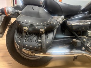 Alforjas de moto con flecos