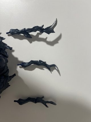 Figura Venom Articulada y Desmontable