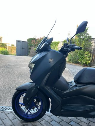 Yamaha X-Max 300 – ¡Como NUEVA! – SOLO 4.500 km