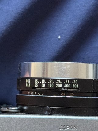 Minolta Hi-matic 7SII Cámara compacta telemetrica