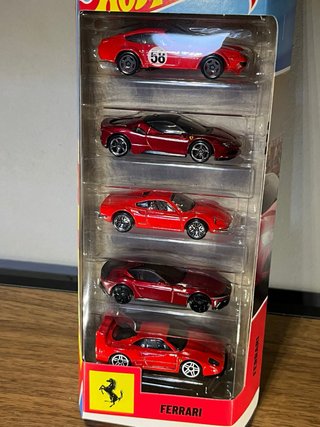 Hotwheels Ferrari 5 Pack 1/64