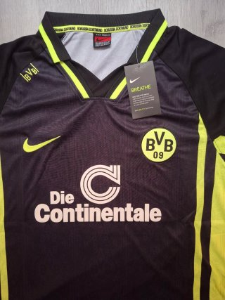 Camiseta BVB Nike Retro Negra y Amarilla Nike