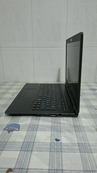 Fujitsu Lifebook U748 i5 8th Gen 512GB SSD