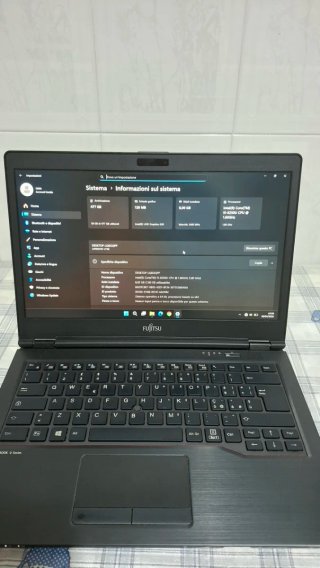 Fujitsu Lifebook U748 i5 8th Gen 512GB SSD