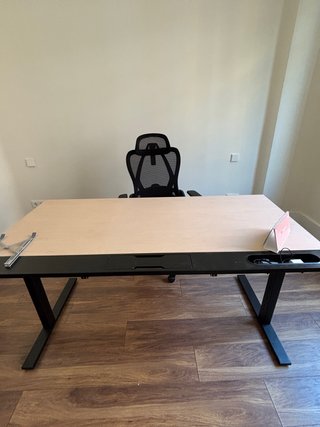 Mesa de trabajo moderna