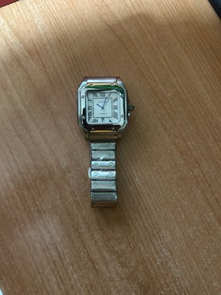 Reloj plateado