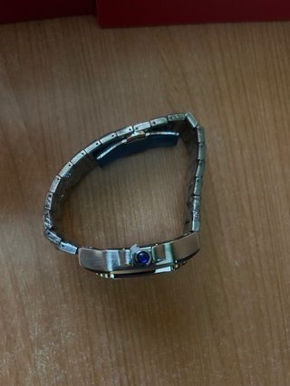 Reloj plateado