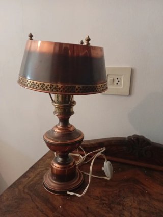 Lámpara de mesa cobre envejecido