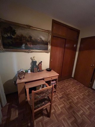 Dormitorio completo madera y tela