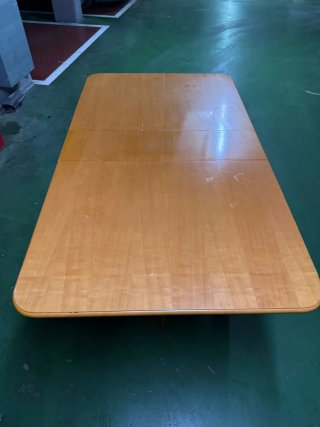 Mesa plegable de madera