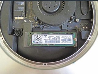 Mac mini 2014 + Teclado + Ratón + Grabadora