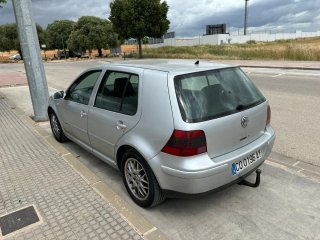 Volkswagen Golf 2000
