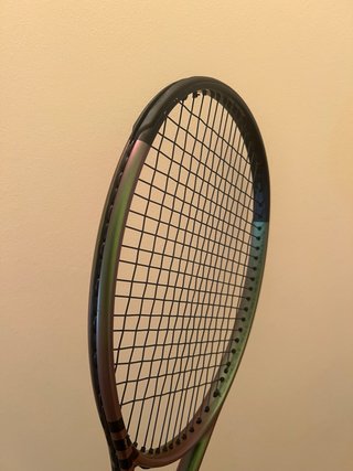 Wilson Blade 98 v8 (2021/22)