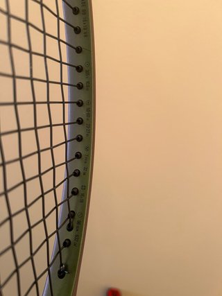 Wilson Blade 98 v8 (2021/22)