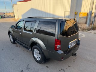 Nissan Pathfinder 2005