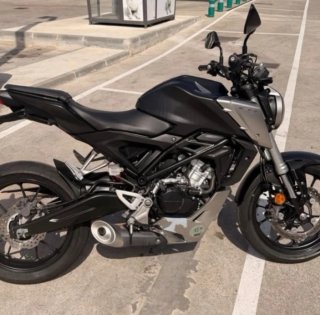 Honda CB 125 R  Impecable 50.000 kilóme 15 CV