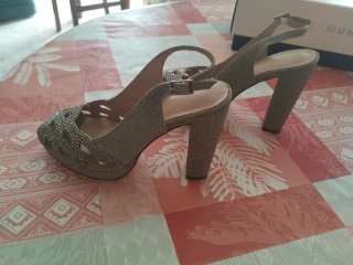 Zapatos de fiesta Menbur talla 37