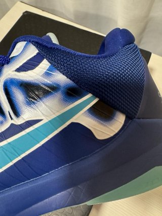 Zapatilla Baloncesto Nike Kobe Azul Huesos