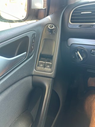 Volkswagen Golf 2012. vendo ou campio