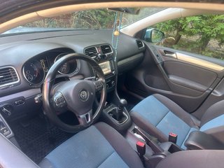 Volkswagen Golf 2012. vendo ou campio