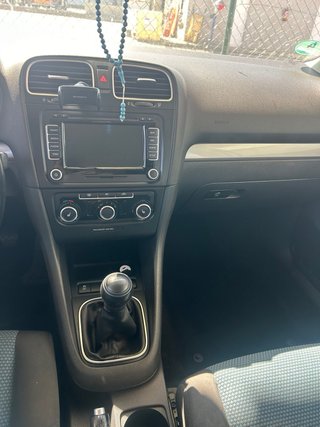 Volkswagen Golf 2012. vendo ou campio
