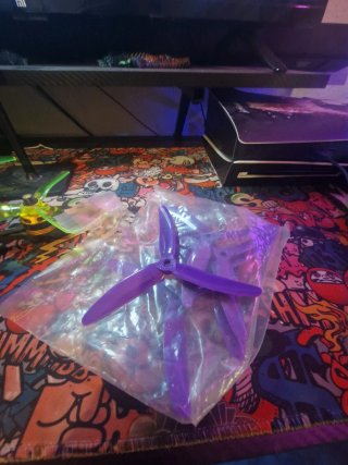 Dron FPV + Emisora Flysky + Batería