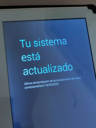 TABLET SZENIO + FUNDA + CABLES