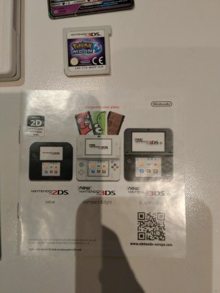 Pokemon Luna Nintendo 3DS Juego + Carta regalo