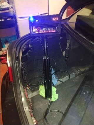 Caja car audio Pioneer MVH-S320BT con Linkeo fm