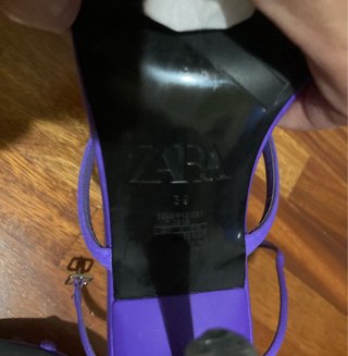 Sandalias de tacón moradas
