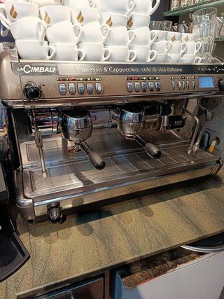 Cafetera Profesional Cimbali m39 Dosatron