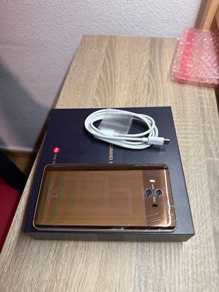 Huawei Mate 10 Negro/Dorado