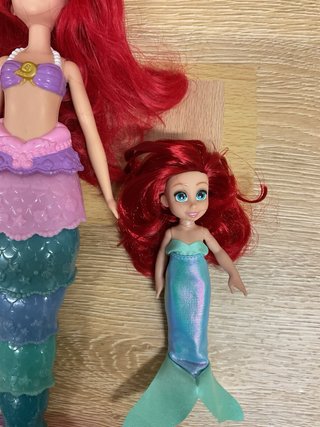 Sirenette Ariel bambina e adulta