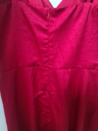 Vestido largo burdeos con abertura M