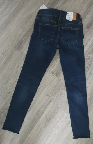 Pantalón pitillo vaquero Sfera Talla S/36