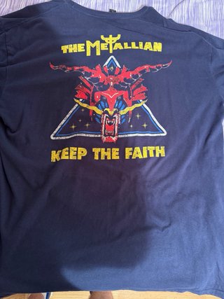 Camiseta Judas Priest Defenders of the Faith XL