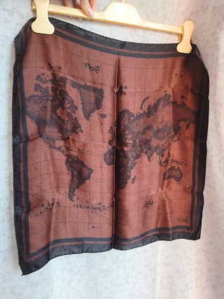Foulard in seta (100%) Alviero Martini 1ª classe
