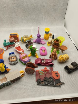 Figuras Kinder Sorpresa Años 2000
