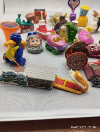 Figuras Kinder Sorpresa Años 2000