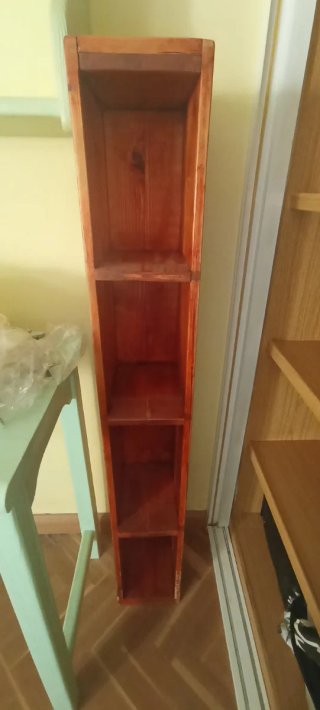 Estantería madera CDs/DVDs