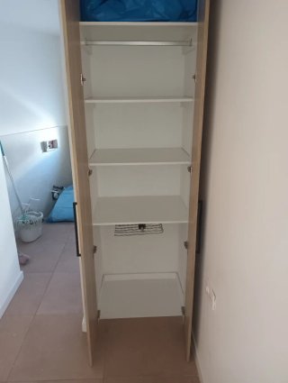 Instalación de puertas, cocinas y armarios
