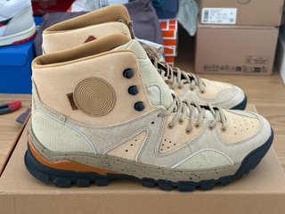 Vans Vault Taka Hayashi Amazon Trail LX Beige