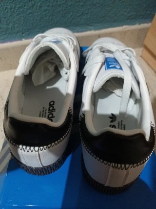 Adidas Samba Blancas y Negras