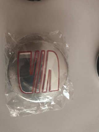 4 Tapabujes SEAT 56mm Plata Rojo