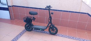 Patín Eléctrico Plegable con Cesta