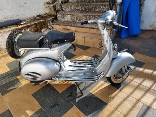 Vespa N125 Año 58 Plata