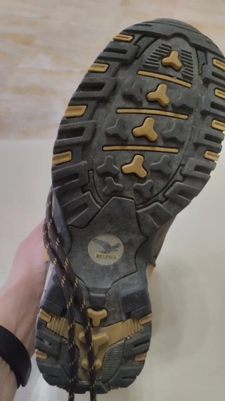 Scarpe trekking Salewa marroni