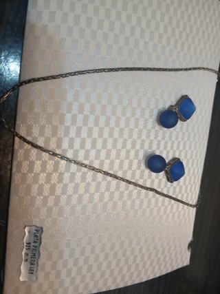 Conjunto collar y pendientes azul