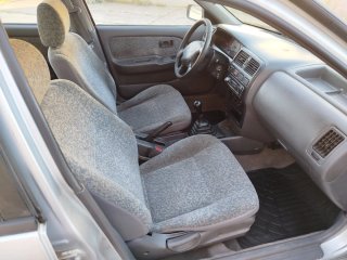 Nissan Almera 1999