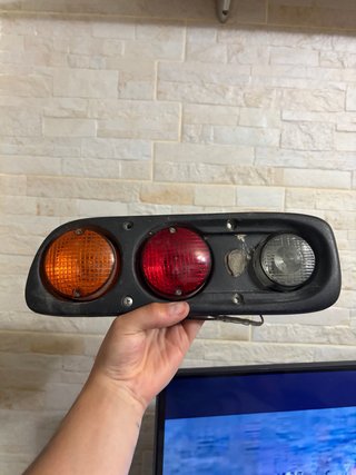 Piloto trasero derecho Nissan Terrano